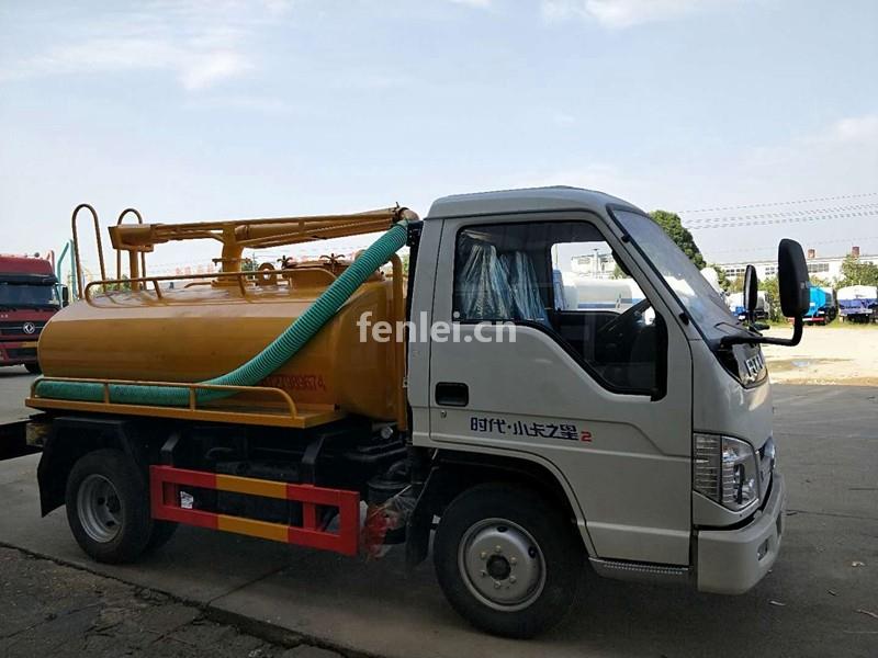 淄博市政管道疏通车蓝牌5方吸污车高压清洗两用污水处理车